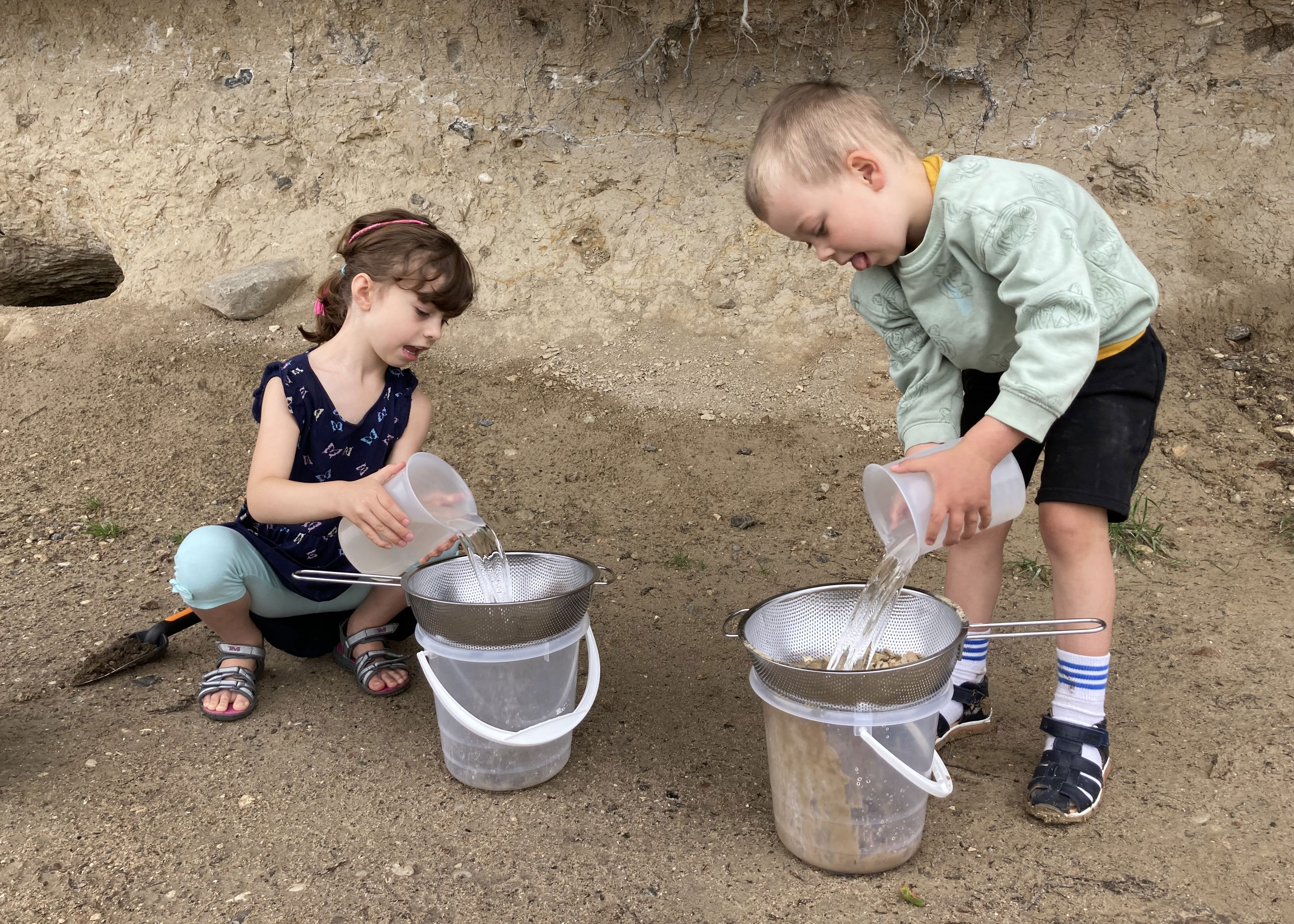 Mikro-geologer undersøger vandets hastighed gennem ler og sten